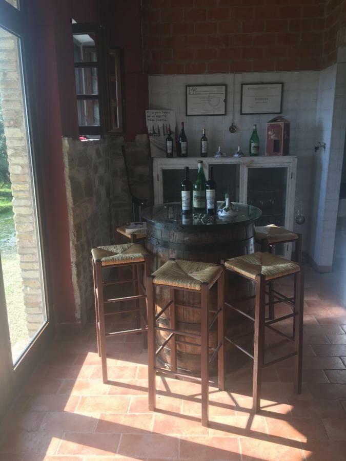 Agriturismo Wine Casale Villa Chiara Torgiano Exterior foto